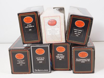 Lot 29 - A group of 1:76 scale diecast buses and...