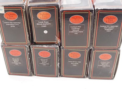 Lot 35 - A quantity of 1:76 scale diecast buses and...