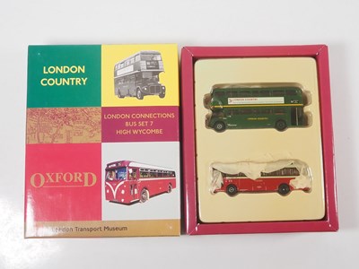 Lot 18 - A group of 1:76 scale four LONDON TRANSPORT...