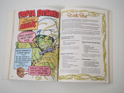 Lot 10 - STAN LEE PRESENTS THE MIGHTY MARVEL...