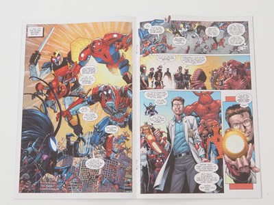 Lot 11 - ALEX ROSS 1:100 VARIANT LOT (2 in Lot) -...