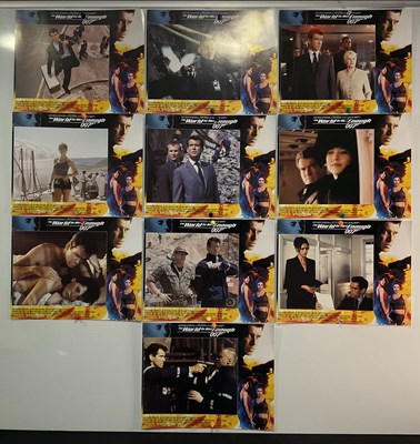 Lot 15 - JAMES BOND: THE WORLD IS NOT ENOUGH (1999)...