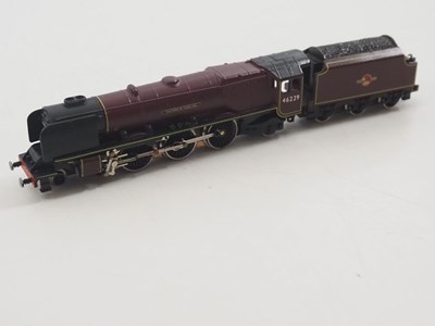 Lot 5 - A pair of N gauge steam locomotives comprising...