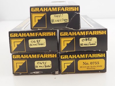Lot 7 - A group of GRAHAM FARISH N gauge rolling stock...