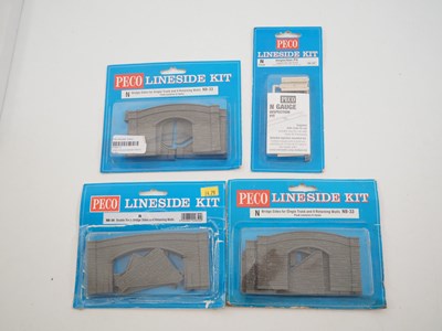Lot 16 - A quantity of N gauge building kits by PECO,...