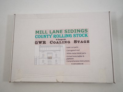 Lot 16 - A quantity of N gauge building kits by PECO,...