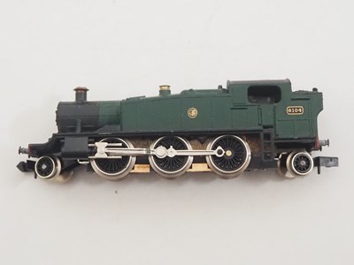 Lot 22 - A pair of N gauge GWR steam tank locomotives...
