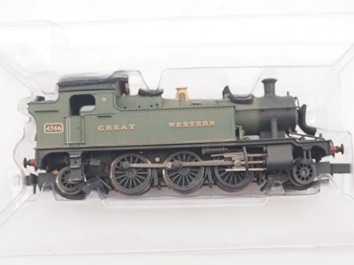 Lot 22 - A pair of N gauge GWR steam tank locomotives...