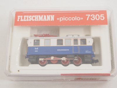 Lot 39 - A FLEISCHMANN N gauge 7305 electric rack...