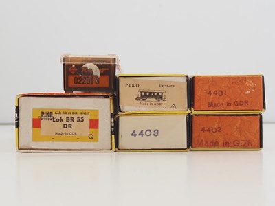 Lot 47 - A group of N gauge German outline rolling...