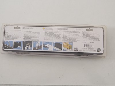 Lot 66 - A group of OO gauge Model Railway accessories...