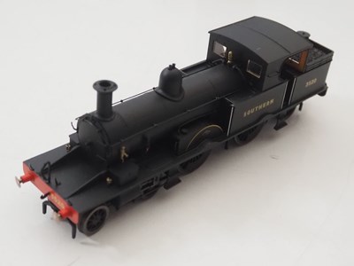 Lot 96 - A pair of OXFORD RAIL OO gauge Adams Radial...