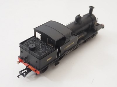 Lot 96 - A pair of OXFORD RAIL OO gauge Adams Radial...