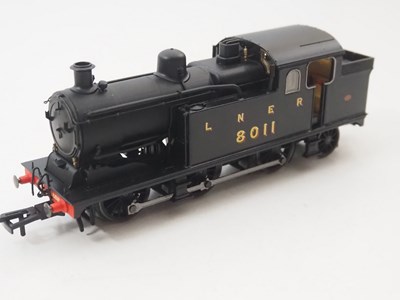 Lot 98 - A MODEL RAIL (by RAPIDO TRAINS) OO gauge Class...