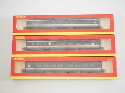 Lot 126 - A group of OO gauge Network South East rolling...