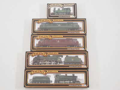 Lot 169 - A group of MAINLINE OO gauge steam and diesel...