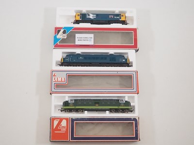 Lot 177 - A group of LIMA OO gauge diesel locomotives in...