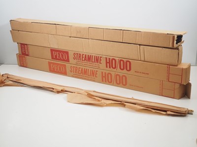 Lot 181 - A large quantity of OO gauge flexible track...