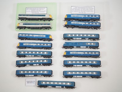 Lot 187 - A group of TRI-ANG OO gauge Blue Pullman...