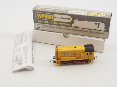 Lot 204 - A WRENN W2243 OO gauge class 08 diesel...
