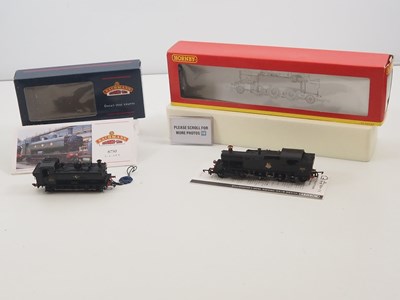 Lot 220 - A pair of OO gauge Western Region steam tank...