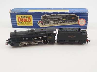 Lot 227 - A HORNBY DUBLO 3224 OO gauge 3-rail class 8F...