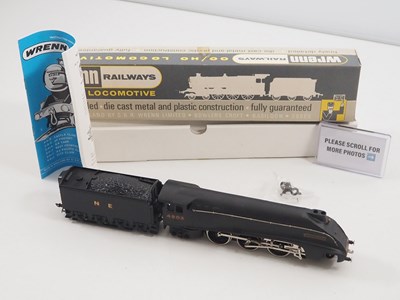 Lot 240 - A WRENN W2213 OO gauge Class A4 steam...