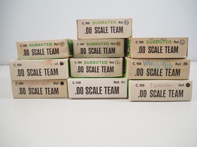 Lot 303 - A group of vintage SUBBUTEO teams to include...