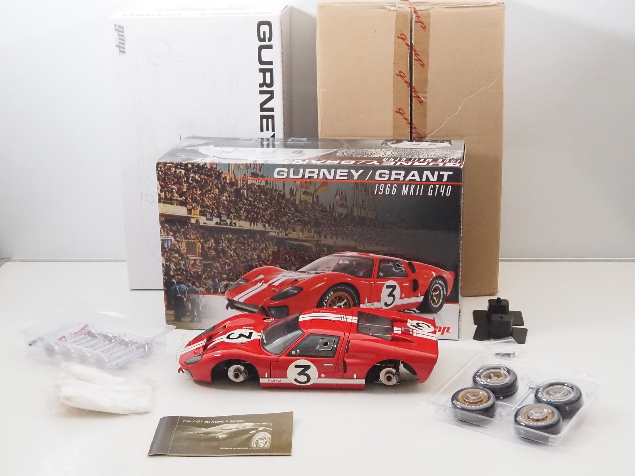 Lot 398 - A GMP G1201307 1/12 scale diecast Ford GT40