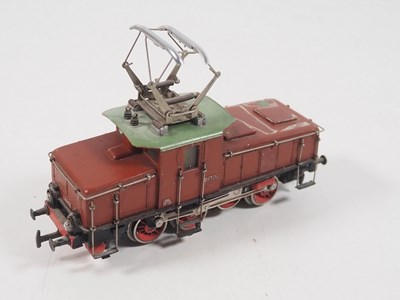 Lot 9 - A group of unboxed HO Gauge 3-rail items by...
