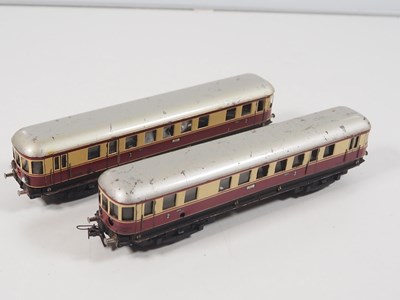 Lot 9 - A group of unboxed HO Gauge 3-rail items by...