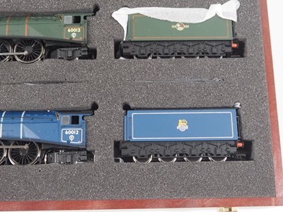 Lot 33 - A BACHMANN OO gauge 31-2001 limited edition...