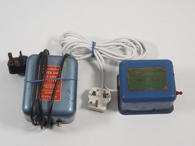Lot 74 - A group of boxed and unboxed HORNBY O gauge...