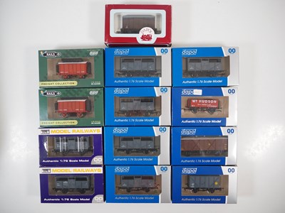 Lot 75 - A group of DAPOL OO gauge wagons, including...