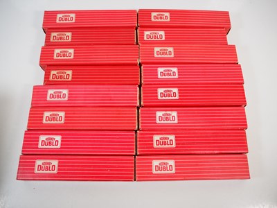 Lot 124 - A group of HORNBY DUBLO OO gauge passenger...