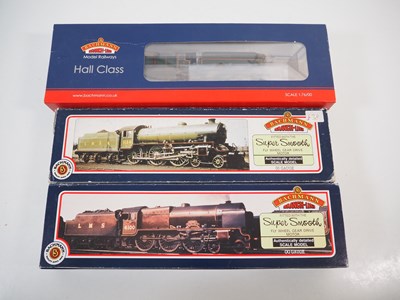 Lot 125 - A group of BACHMANN OO gauge steam locomotives...