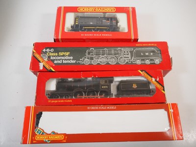 Lot 136 - A group of HORNBY OO gauge steam and diesel...