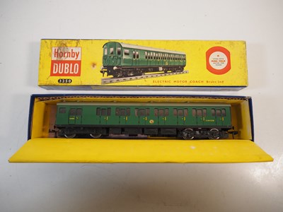Lot 153 - A HORNBY DUBLO OO gauge 3-rail 3250 BR (S)...