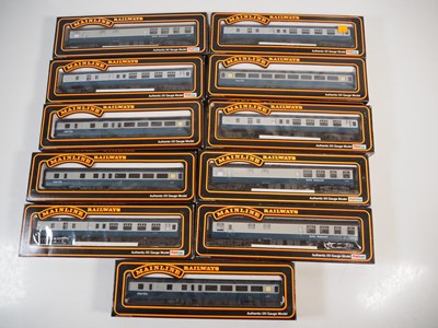 Lot 187 - A group of MAINLINE OO gauge MK1 and MK2...