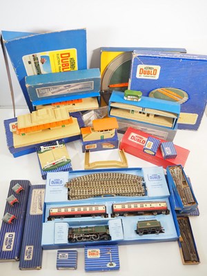 Lot 236 - A large quantity of HORNBY DUBLO OO gauge...