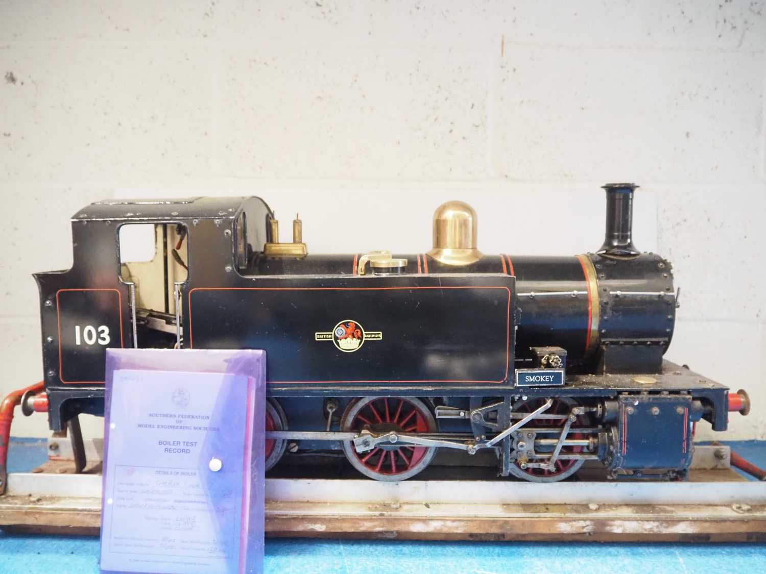 Lot 264 - A 5 inch gauge 0-6-0 live steam Simplex steam...