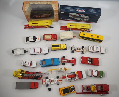 Lot 496 - A tray of mostly unboxed diecast vehicles by...