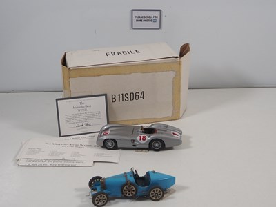 Lot 617 - A pair of FRANKLIN MINT 1:24 scale racing cars...