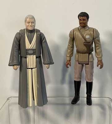 Lot 732 - A pair of vintage STAR WARS 1985 Power of the...