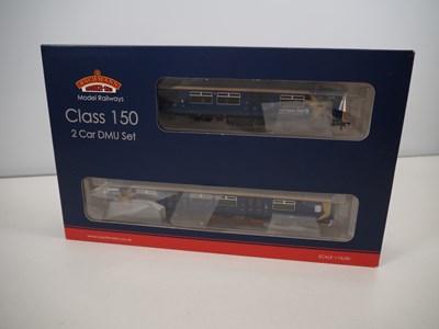 Lot 356 - A BACHMANN OO gauge 32-925 Class 150/1 2-car...