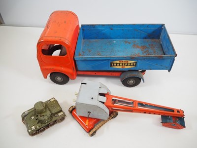 Lot 497 - A group of vintage tinplate toys comprising a...
