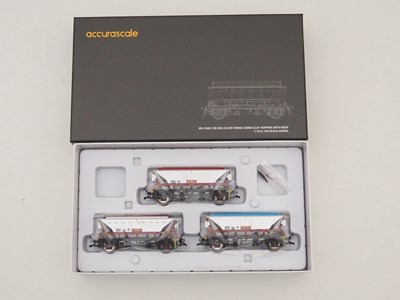 Lot 70 - An ACCURASCALE OO gauge triple wagon set...