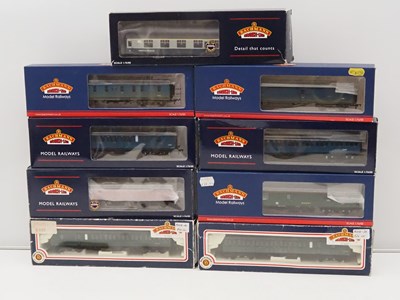 Lot 91 - A group of BACHMANN OO gauge mixed passenger...