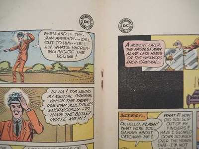 Lot 106 - FLASH #123 (1961 - DC) - Key issue which...