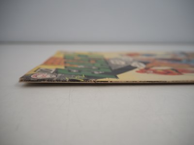 Lot 106 - FLASH #123 (1961 - DC) - Key issue which...
